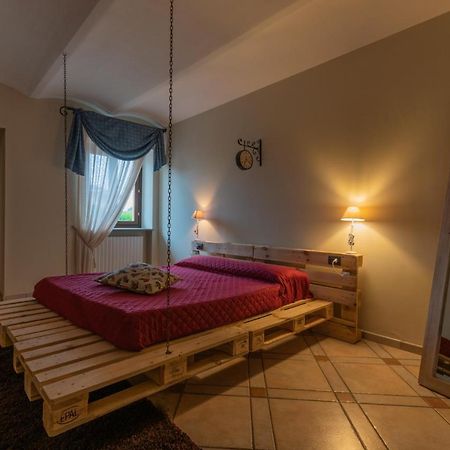 مبيت وإفطار Casa Furno Certe Notti Langhe المظهر الخارجي الصورة