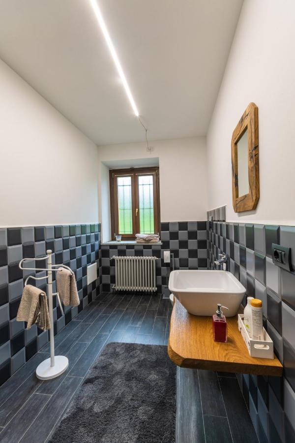 مبيت وإفطار Casa Furno Certe Notti Langhe المظهر الخارجي الصورة